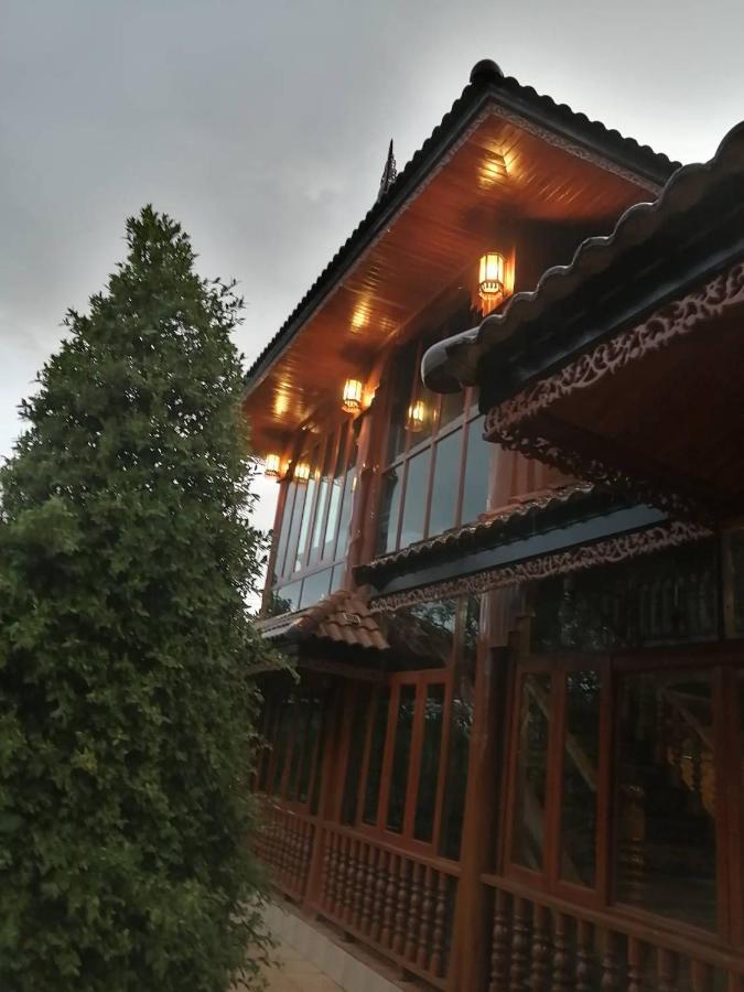 Baan Maneekan Homestay *